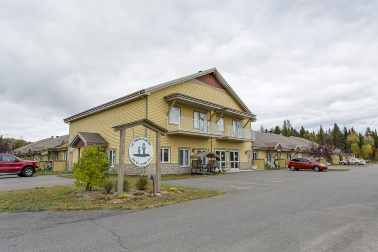 Appartement à louer à StRémi d'Amherst Personnes âgées 75 ans et